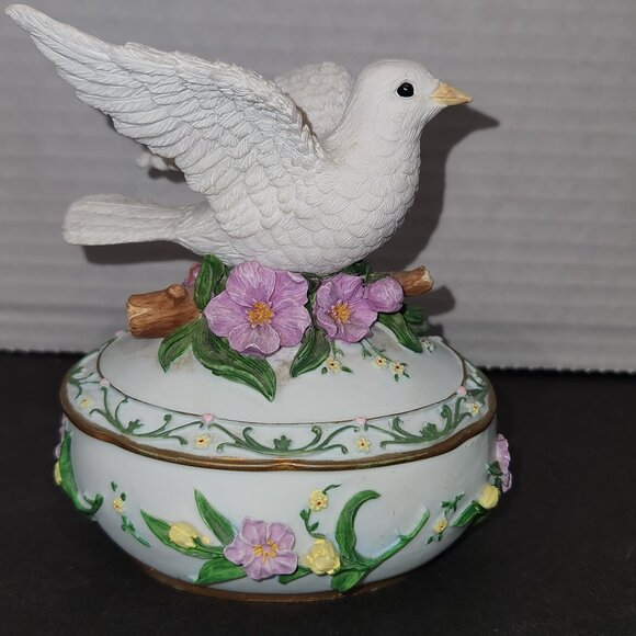 Heritage House Sing a Song Dove Bird Musical Trinket Box "The Way We Were" Song - Picture 1 of 9